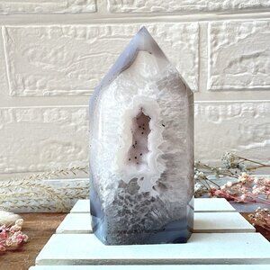 Beautiful Agate Druzy Tower
